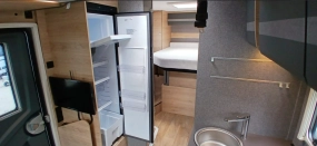                         Dethleffs JUST GO T7055 DBL 2.0dm³ - zdjęcie 6
                        