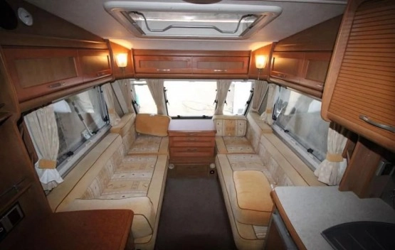                         Przyczepa kempingowa Basscard - zdjęcie 4
                        