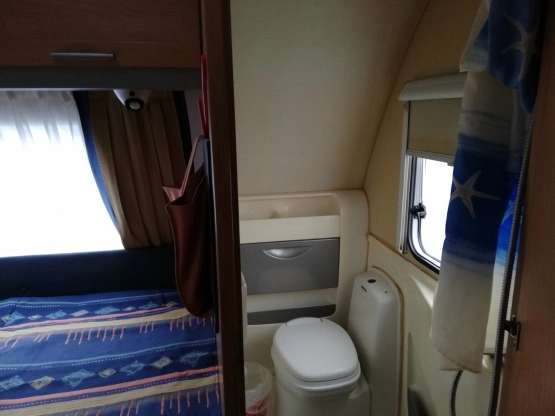                         Knaus Azur 650 FDU - Zmiana Ceny - zdjęcie 2
                        