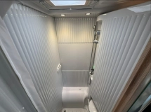                         Sunlight A72 2.2dm³ - zdjęcie 1
                        