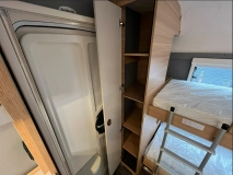                         Dethleffs Camper 560 FMK - zdjęcie 12
                        