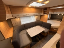                         Dethleffs Camper 560 FMK - zdjęcie 9
                        