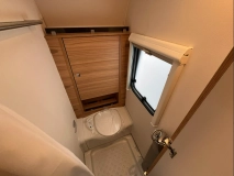                         Dethleffs Camper 560 FMK - zdjęcie 3
                        