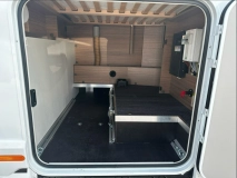                         Knaus VAN TI 550 MF VANSATION 2.2dm³ - zdjęcie 10
                        