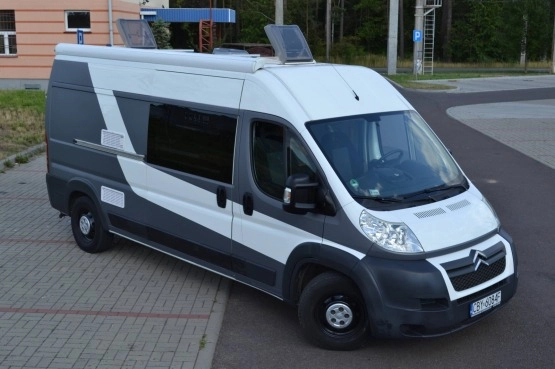                         Sprzedam lub zamienię kampera 2+2 - Citroen Jumper 2012 - zdjęcie 2
                        