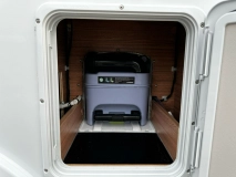                         Weinsberg CaraSuite Ford 700 MEG 2.0dm³ - zdjęcie 15
                        