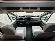                         Weinsberg CaraSuite Ford 700 MEG 2.0dm³ - zdjęcie 12
                        