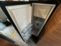                         Weinsberg CaraSuite Ford 700 MEG 2.0dm³ - zdjęcie 5
                        