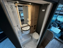                         Dethleffs Globebus Go T45 2.0dm³ - zdjęcie 2
                        