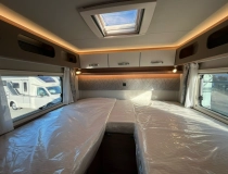                         Weinsberg CaraSuite FIAT 700 MEG 2.2dm³ - zdjęcie 10
                        