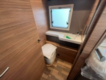                         Weinsberg CaraSuite FIAT 700 MEG 2.2dm³ - zdjęcie 3
                        