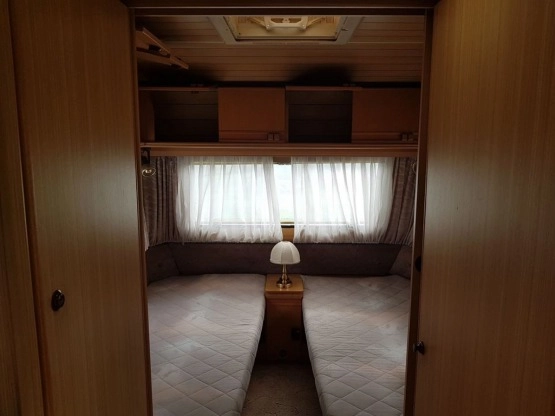                         Przyczepa kempingowa DETHLEFFS CARAWANS - zdjęcie 3
                        