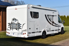                         Kamper Knaus 700 EB 2020 wersja zimowa z piekarnikiem i opuszczanym łóżkiem - zdjęcie 7
                        