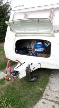                         Przyczepa kempingowa LUNAR 2002 rok - zdjęcie 3
                        