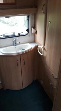                         Przyczepa kempingowa LUNAR 2002 rok - zdjęcie 5
                        