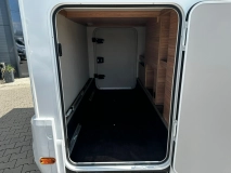                         Weinsberg CaraCompact Suite MB 640 MEG EDITION  - zdjęcie 21
                        