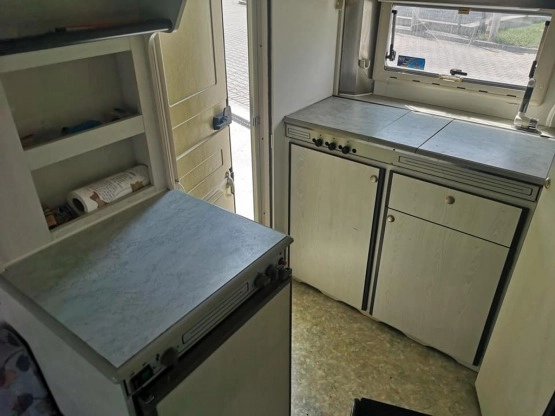                         Chateau Chiara 384, rok 1997 - zdjęcie 10
                        