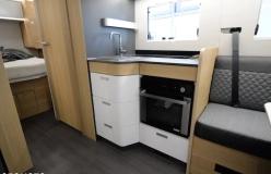                         Adria Coral Plus 670 DC - zdjęcie 29
                        