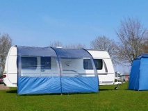                         DASZEK UNIWERSALNY DO POJAZDÓW KEMPINGOWYCH • PRZEDSIONEK LEKKI OTWARTY • ŚCIANKA • OSŁONA • MARKIZA / WYMIARY 200 x 260 x 245÷260 cm.  - zdjęcie 2
                        