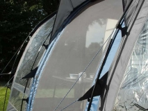                         PRZEDSIONEK UNIWERSALNY LEKKI DO PRZYCZEPY KEMPINGOWEJ • NAMIOT • OSŁONA • DASZEK • MARKIZA / WYMIARY 390 x 260 x 245 cm. / POWIERZCHNIA PODŁOGI - 10,1 m² - zdjęcie 5
                        