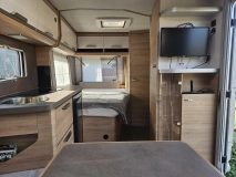                         KNAUS Sudwind 450 FU - jak nowa, bogato wyposażona - zdjęcie 19
                        