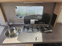                         KNAUS Sudwind 450 FU - jak nowa, bogato wyposażona - zdjęcie 15
                        