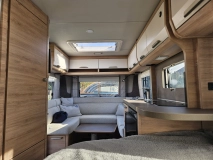                         KNAUS Sudwind 450 FU - jak nowa, bogato wyposażona - zdjęcie 12
                        