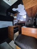                         Off-Grid Smart Campervan – 15kWh Battery | Starlink | Oven | AC | Huge Storage - zdjęcie 6
                        