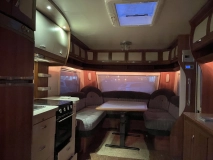                         Hobby 780 - zdjęcie 3
                        