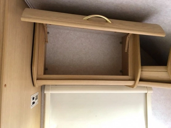                         Sprite CT 400 Euroland - zdjęcie 33
                        