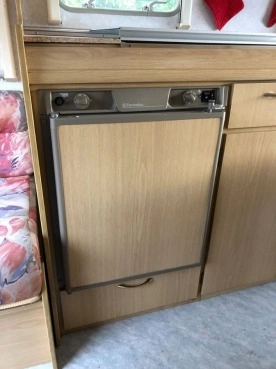                         Sprite CT 400 Euroland - zdjęcie 36
                        