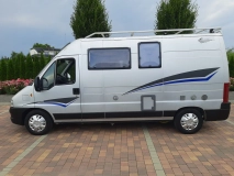                         Kamper ADRIA FOR 8 Peugeot Boxer 2.8 HDI 2004 rok bezwypadek 8 osobowy - zdjęcie 3
                        