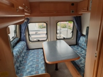                         Kamper ADRIA FOR 8 Peugeot Boxer 2.8 HDI 2004 rok bezwypadek 8 osobowy - zdjęcie 14
                        