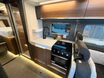                         JEDYNY W POLSCE Kamper Integra Laika KREOS H5109 XCAMP Adria Hymer - zdjęcie 8
                        