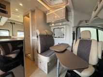                         Nowy Campervan Burstner C590 4 osoby Hymer Ford XCAMP OKAZJA! Automat - zdjęcie 2
                        