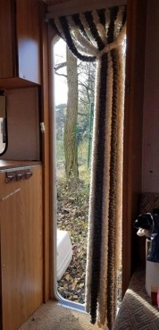                         Przyczepa Burstner Club - zdjęcie 3
                        