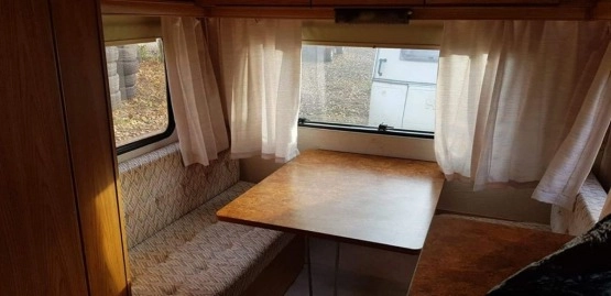                         Przyczepa Burstner Club - zdjęcie 6
                        