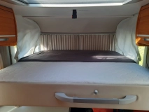                         Kamper Integra Hymer EX 482 2010 rok 2.2 DCTI Solar bezwypadek 6 m - zdjęcie 17
                        