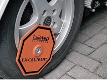                         ZABEZPIECZENIE ANTYKRADZIEŻOWE UNIWERSALNE DO POJAZDÓW KEMPINGOWYCH • BLOKADA KOŁA DO PRZYCZEPY KEMPINGOWEJ LUB KAMPERA • FULLSTOP SECURITY - EXCALIBUR FRL100 - zdjęcie 1
                        