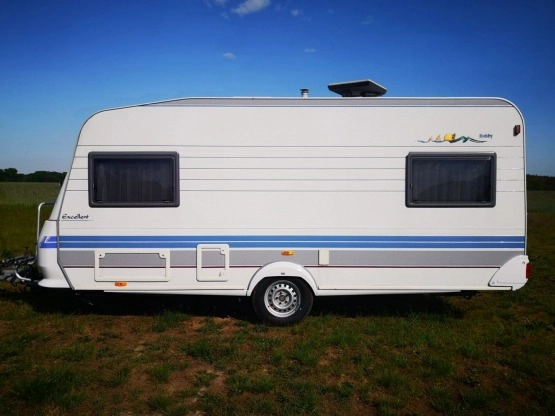                         Przyczepa Hobby Excellent 2004 r. - zdjęcie 2
                        