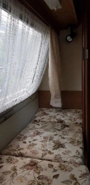                         Przyczepa campingowa RALLY GT 362 Home car z 1984 roku - zdjęcie 3
                        