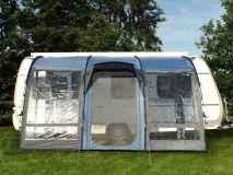                         PRZEDSIONEK UNIWERSALNY LEKKI DO PRZYCZEPY KEMPINGOWEJ • NAMIOT • OSŁONA • DASZEK • MARKIZA / WYMIARY 390 x 260 x 245 cm. / POWIERZCHNIA PODŁOGI - 10,1 m² - zdjęcie 2
                        