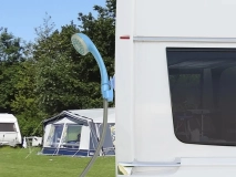                         PRYSZNIC TURYSTYCZNY • NATRYSKA TURYSTYCZNY KEMPINGOWY BEZPRZEWODOWY ZASILANY Z WEWNĘTRZNEGO AKUMULATORA 3,7V / ŁADOWANIE PRZEZ GNIAZDO USB - zdjęcie 1
                        