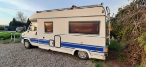                         Sprzedam kempera - zdjęcie 3
                        