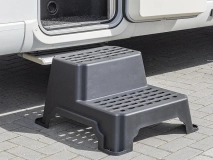                         SCHODEK DWU-STOPNIOWY Z TWORZYWA SZTUCZNEGO DO PRZYCZEPY KEMPINGOWEJ LUB KAMPERA / OBCIĄŻENIA - 150 KG. - zdjęcie 1
                        