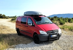                         Mercedes Vito Kamper 4x4 Offroad Kuchnia Lóżko 230V Lifepo Xenon Aut Android - zdjęcie 1
                        