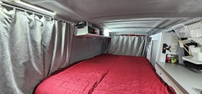                         Mercedes Vito Kamper 4x4 Offroad Kuchnia Lóżko 230V Lifepo Xenon Aut Android - zdjęcie 15
                        