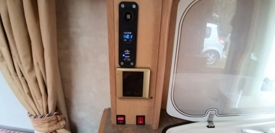                         Abbey Royale Archway 470, 2003 r. - zdjęcie 11
                        