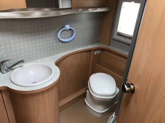                         Burstner elegance591 - zdjęcie 3
                        