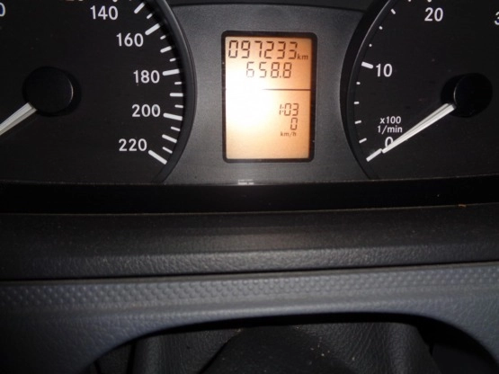                         Mercedes VITO 115 CDI EURO 2009 r. zabudowa typu Westfalia 4 os. - zdjęcie 18
                        